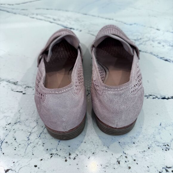 G.H. Bass & Co. Ellie Perforated Loafers Light Pink Suede Size 11 - Picture 2 of 5